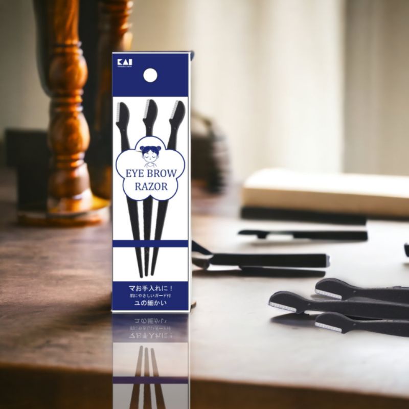 Dao Cạo Lông Mày Cán Dài Kai Groom 938531-HC1161