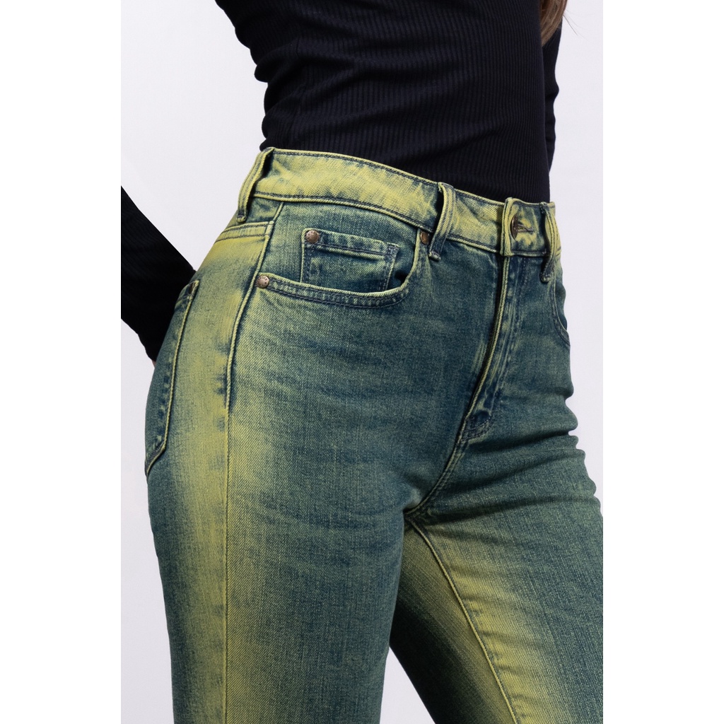 Quần Jeans Nữ Dáng Slimfit Nhuộm Phun Green. Green Spray-Dye Slimfit Women's Jeans - 123WD2082F2370