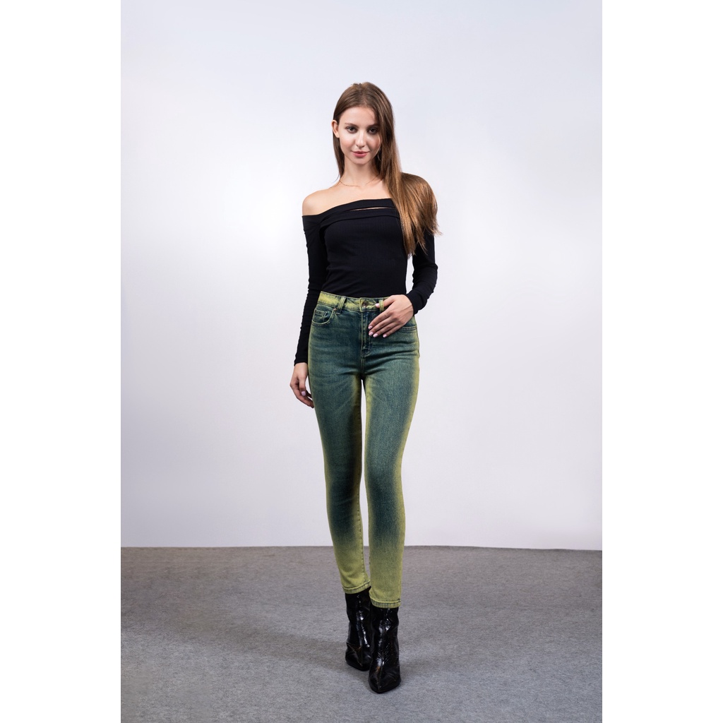 Quần Jeans Nữ Dáng Slimfit Nhuộm Phun Green. Green Spray-Dye Slimfit Women's Jeans - 123WD2082F2370