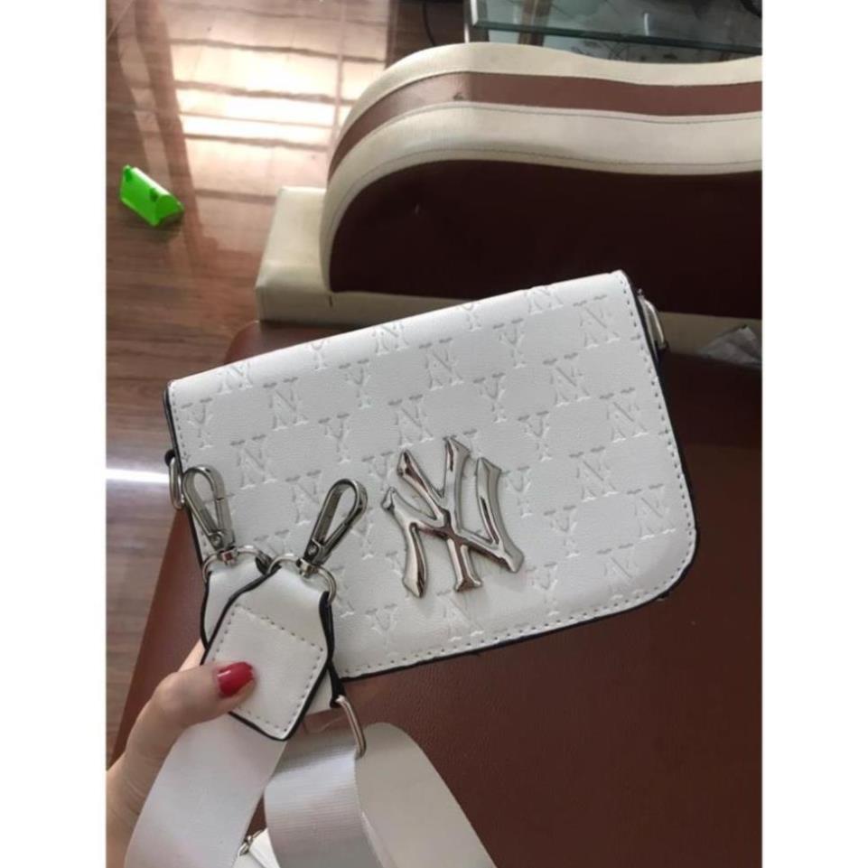 Túi xách nữ túi ML.B N.Y đeo chéo dập chìm dây bản to size 19cm TX59