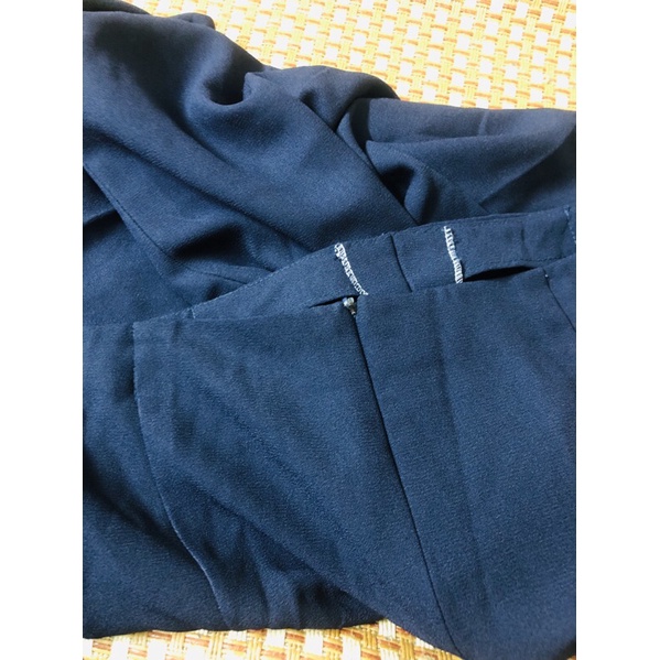 Quần vải dáng baggy  25k/1 chiếc