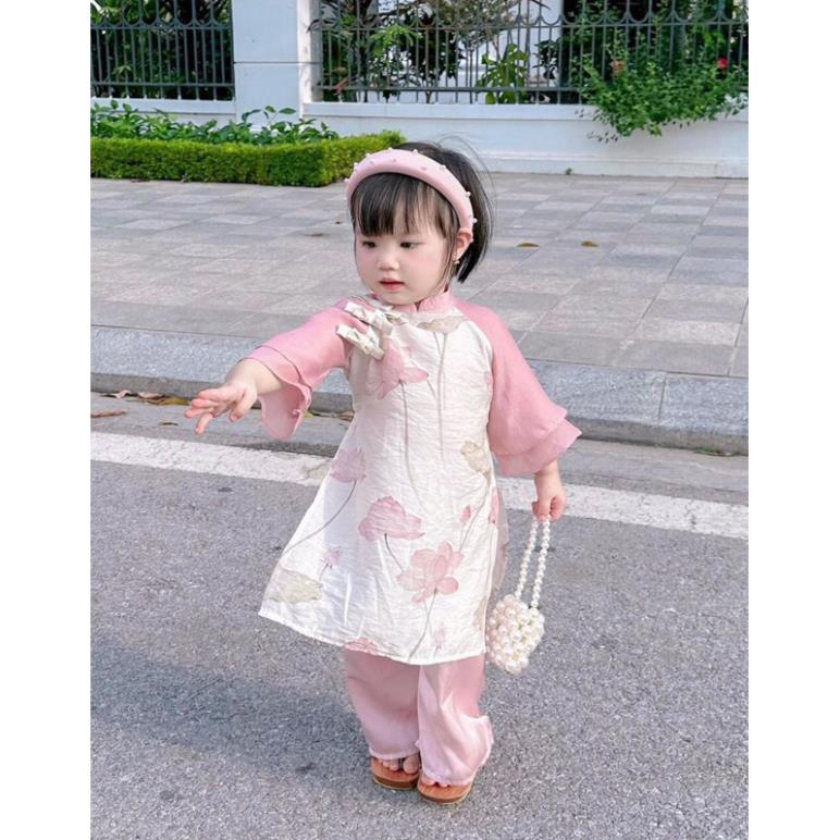 Áo dài lụa nhăn hồng hình hoa sen cho mẹ và bé hot