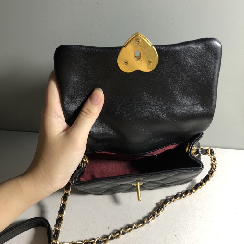 Túi si hiệu C.C tim