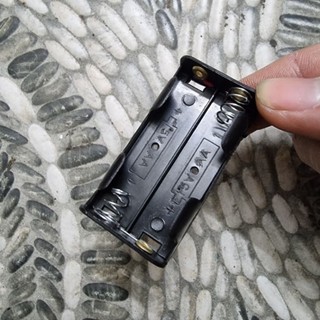 đế gắn cell mắc nối tiếp pin AA 2.4v