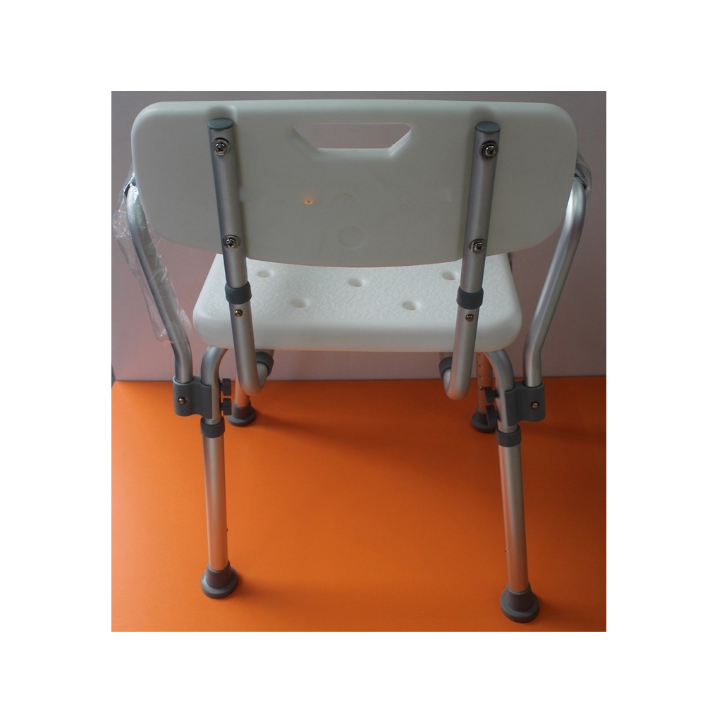 Ghế tắm cho bệnh nhân, người già có tay cầm