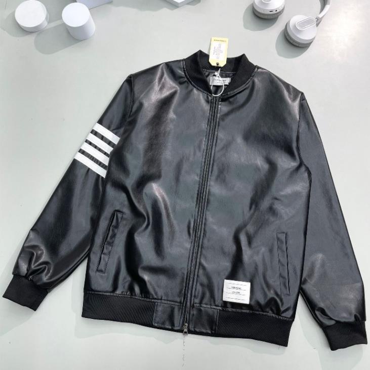 Áo Khoác Da Nam Thom Browne Bomber Jacket Thêu 4 Sọc Trắng Tay Lót Gió Bo Chun Dày Dặn Sang Trọng