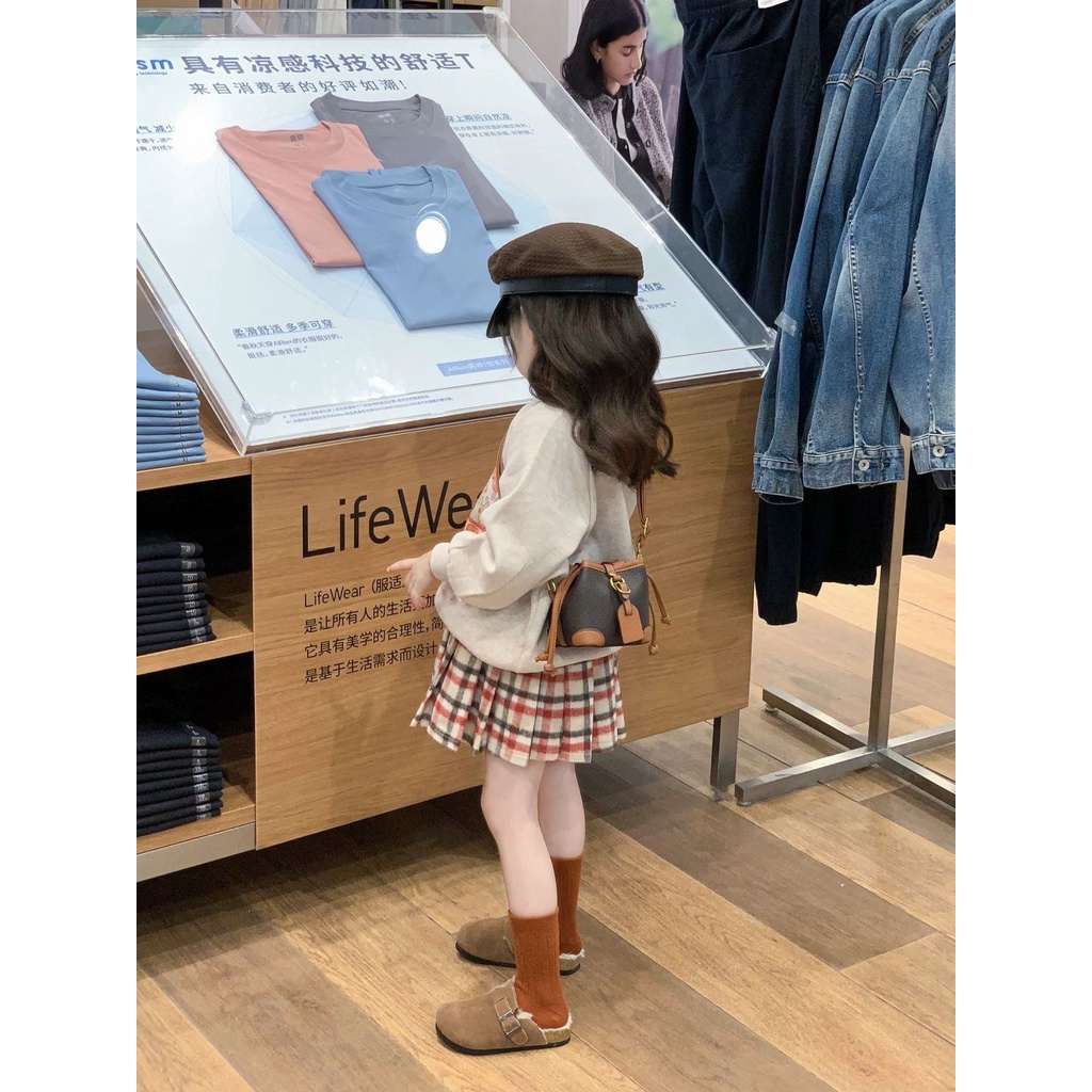 Bộ Áo Sweater Phối Chân Váy Nhung Dài In Họa Tiết Thời Trang Xuân Thu Hàn Quốc 2023 Mới Cho Bé Gái