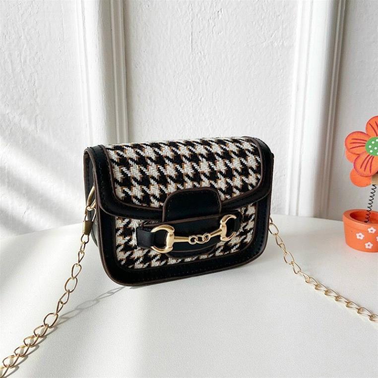 Ok Túi xách nữ mini dáng hộp túi chéo nữ đeo vai đeo chéo kiểu dáng cực sang phối đồ siêu xinh !!! TDC511