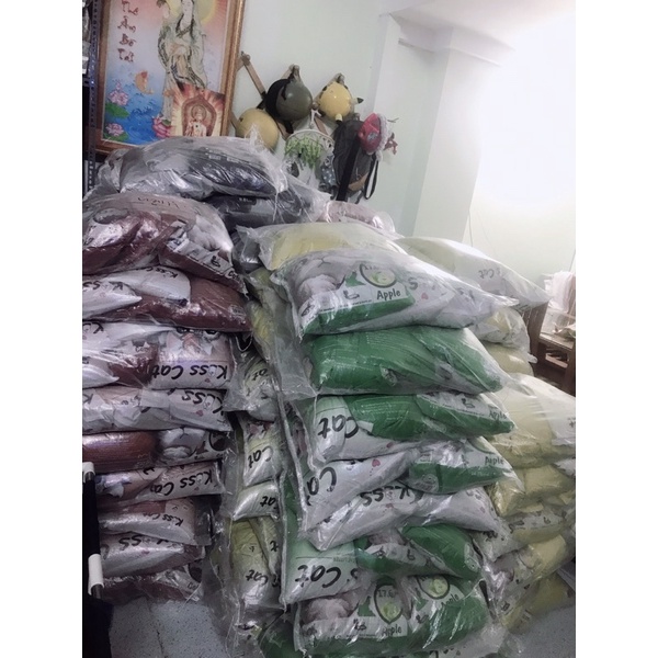CÁT  MÈO SIÊU THẤM HÚT GIÁ RẺ KHỬ MÙI TỐT 8.8L