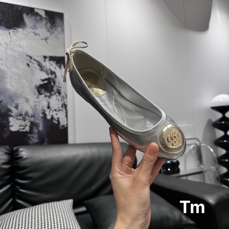 Giày bệt nơ sau gót