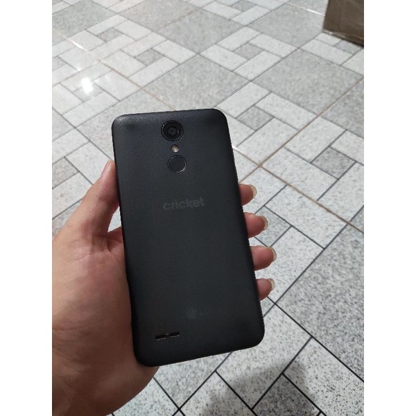 Xác điện thoại cũ LG Fortune 2 nứt kính, làm máy phụ