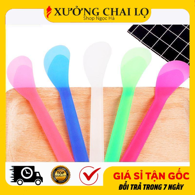 Que Nhựa Dùng Trong Spa , Muỗng Kem , Phụ Kiện Du Lịch