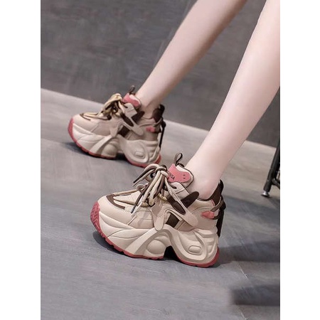 Giày thể thao nữ đen giày thể thao nữ trắng Giày chunky sneaker đế dày mẫu hot mẫu nữ 2023 mẫu mới mùa thu đông giày thể thao thường ngày người nhỏ tăng chiều cao bên trong