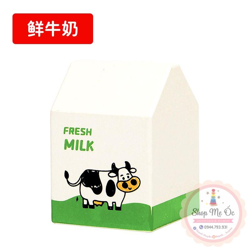 Đồ chơi - Set 4 chai sữa to bằng gỗ cho bé