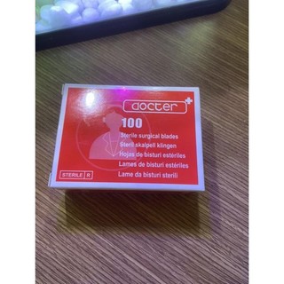 Da Số 11 - Dao Chích Mụn Hộp 100 cái