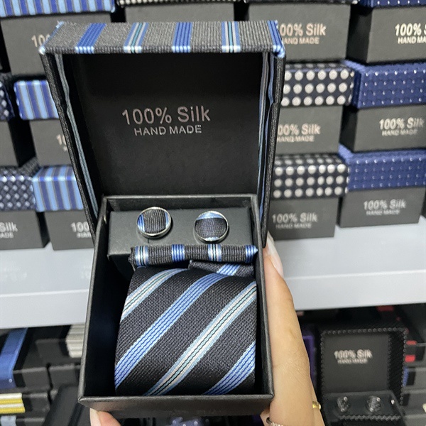 Cà vạt nam xanh đen kẻ sọc kèm hộp bản nhỏ 6cm dành cho nam thanh niên set đầy đủ mẫu t11-2023 Giangpkc 011-77