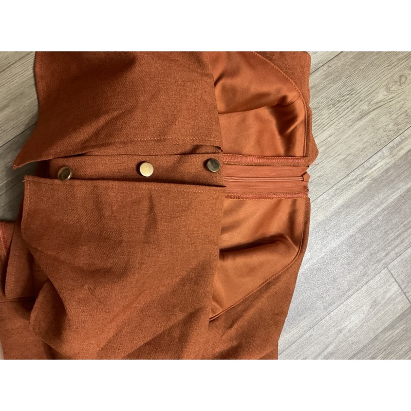 Đầm cúp ngắn size S