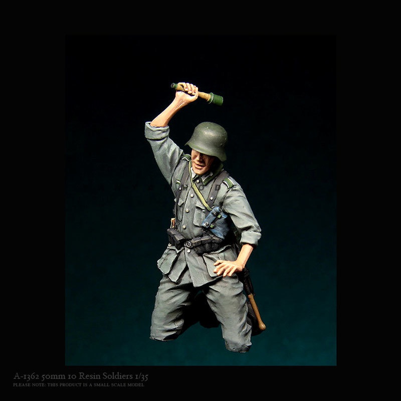 Bộ 10 Mô Hình Người Lính Châu Âu Tỉ Lệ 1: 35 Bằng Nhựa resin  a-1362