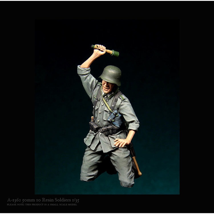 Bộ 10 Mô Hình Người Lính Châu Âu Tỉ Lệ 1: 35 Bằng Nhựa resin  a-1362