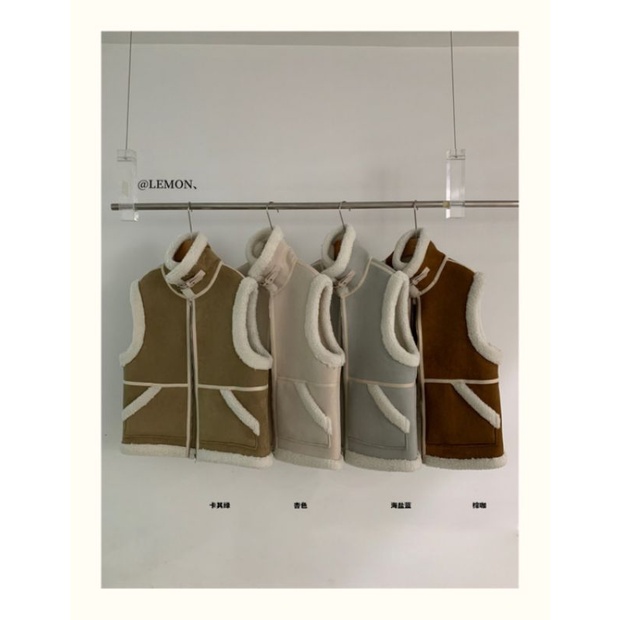 Áo Khoác Gile Da Lộn Lót Lông Xù Túi Hộp Chéo 4 Màu Trẻ Trung