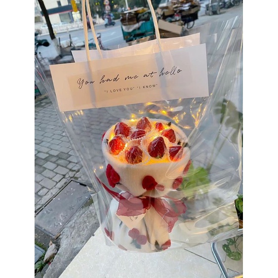 Combo 50 Chiếc Túi Đựng Hoa Tươi, Hoa Sáp, Hoa Len Làm Quà Tặng Noel Trong Suốt Thiết Kế Trendy Nhiều Kích Thước
