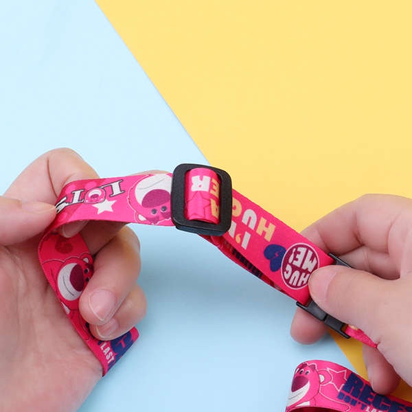 Mobile Dây Đeo Thẻ id Họa Tiết Hoạt Hình Dễ Thương Có Thể Điều Chỉnh Độ Dài