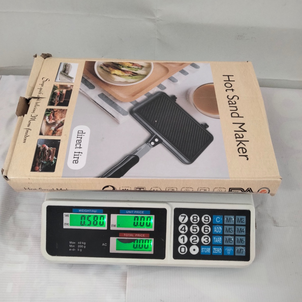 Khuôn Chảo Nướng Đường Phố: Mẫu Hotdog 4 Tam Giác 21,5 * 35,5 Pan Waffer Maker