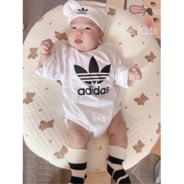 Chip body shut Adidas đáng yêu cho bé trai bé gái. Cam kết đẹp như hình