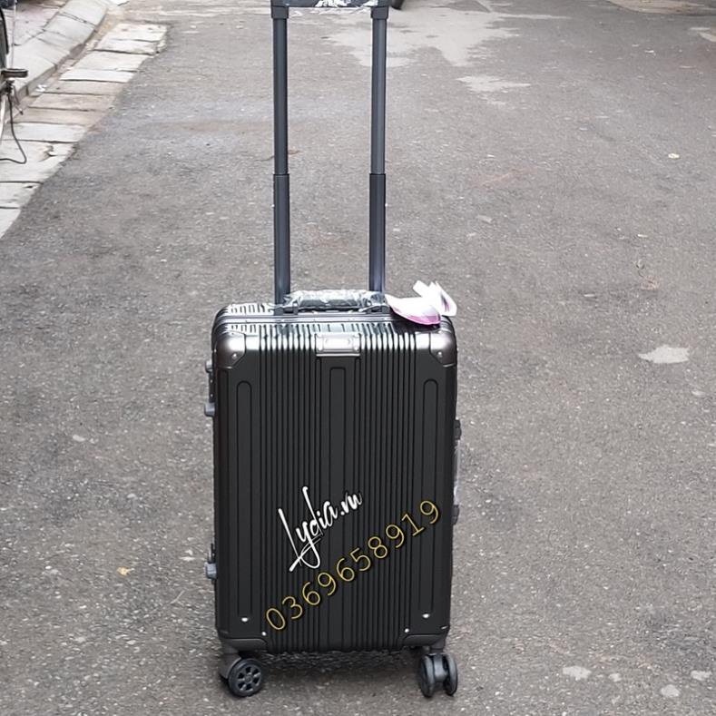 Thẻ ghi tên hành lí size 29 inch vali Khung Nhôm cao cấp hãng traverking bảo hành 5 năm liền