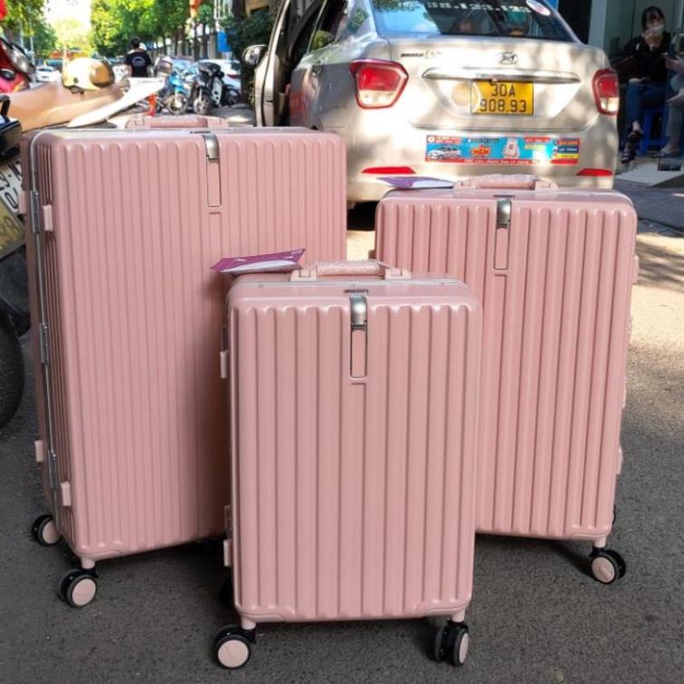 Tặng thẻ ghi tên Vali kéo khung nhôm Travelking cao cấp khoá sập STA bảo mật, chống rạch, chống vỡ