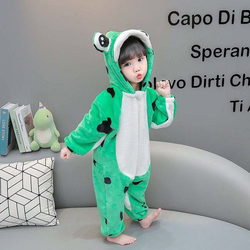 Bộ Đồ Ngủ Liền Thân Hình Chú Ếch Có Mũ Trùm Vải flannel Thời Trang Thu Đông Cho Bé Gái