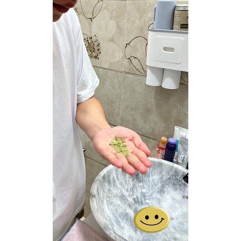 BỘT RỬA MẶT VY BEAUTY NGUYỆT FAKE