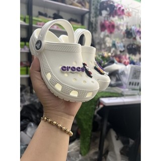 Sục classic trắng