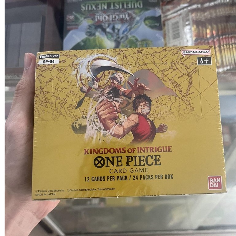 1 Box KINGDOMS OF INTRIGUE  thẻ bài trò chơi ONE PIECE card game Tiếng Anh.