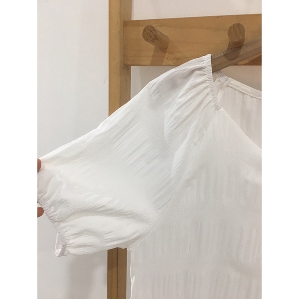 Áo kiểu chất vải đẹp mới tinh tươm