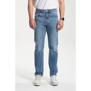 Quần jeans nam màu xanh sáng dáng straight. straight light blue men's jeans - 123md4083b1930