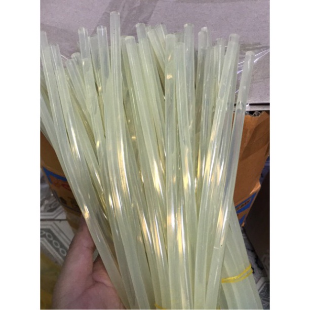 1 cây keo nến silicon