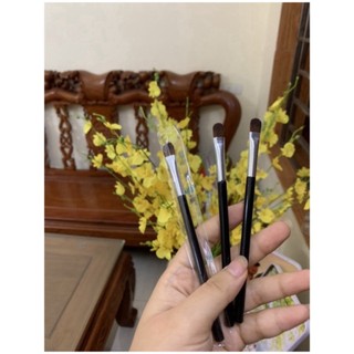 cọ son môi ( hàng tặng)