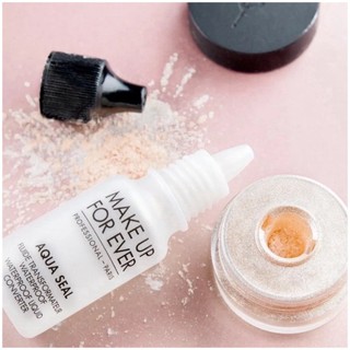 Tinh chất Make Up Aqua Seal. Tinh chất mang lại hiệu quả chống thấm nước; kem lem ; bền màu cao