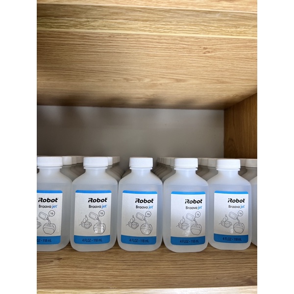 Nước lau sàn iRobot Bravaa Chính hãng