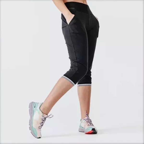 Quần lửng chạy bộ Run Dry cho nữ Đen DECATHLON KALENJI mã 8552236