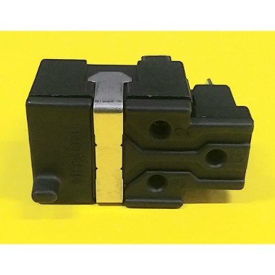 ROLE TỦ LẠNH HITACHI Rơ le tủ lạnh hitachi