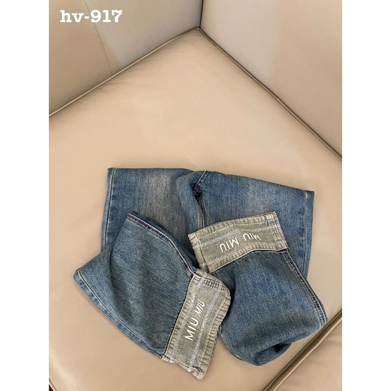 Quần jean thêu chữ miumiu gập gấu cho nữ