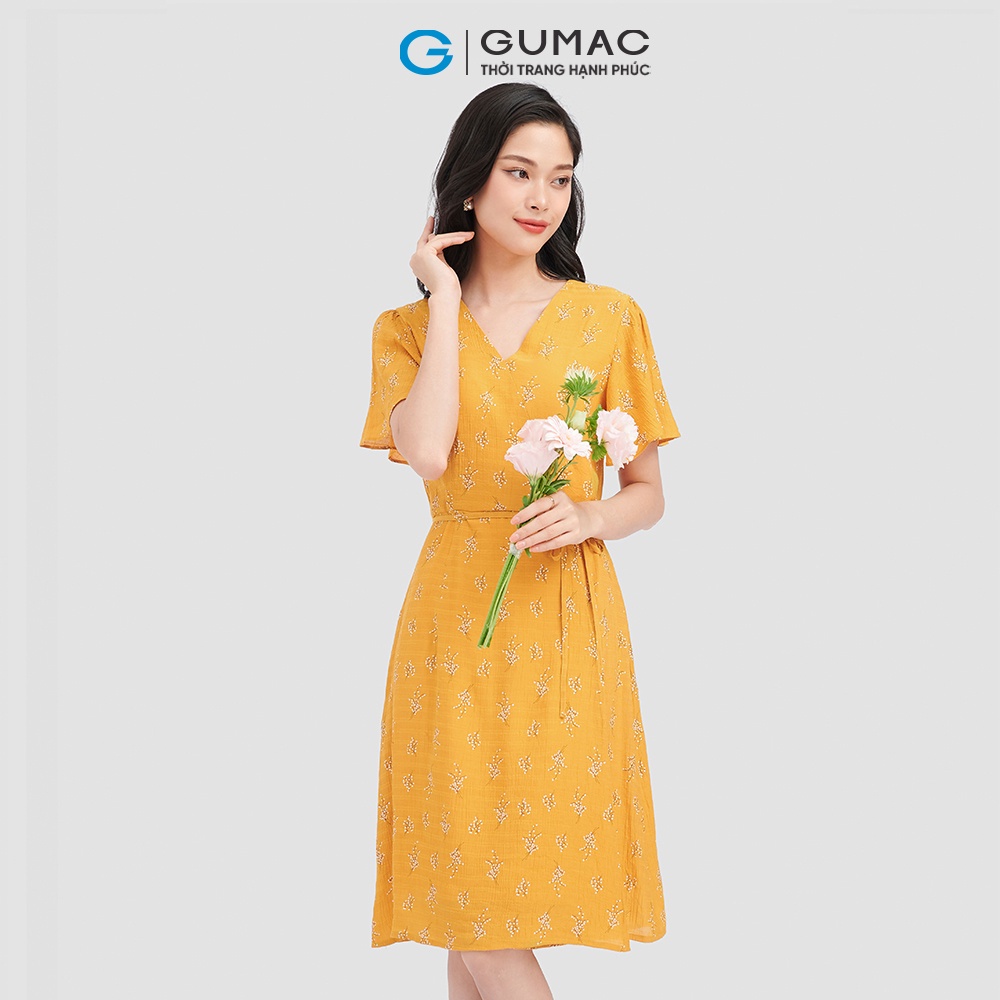 Đầm cổ tim xẻ tùng GUMAC LD0915