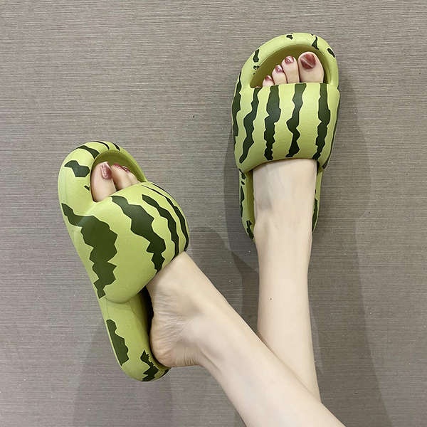 Dép bánh mì cute dép bánh mì đế cao Giày dép dưa hấu nữ mùa hè 2023 thời trang mới trong nhà ngoài trời giày đế dày cảm giác chống trượt dép mát ở nhà