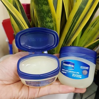 Kem chống nẻ Vaseline 49g (Sáp dưỡng ẩm)
