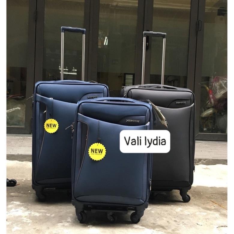 Vali vải Leavesking size 20 24 ing và 28ing. vali có bánh xe tháo rời. có ngăn nới rộng 5cm