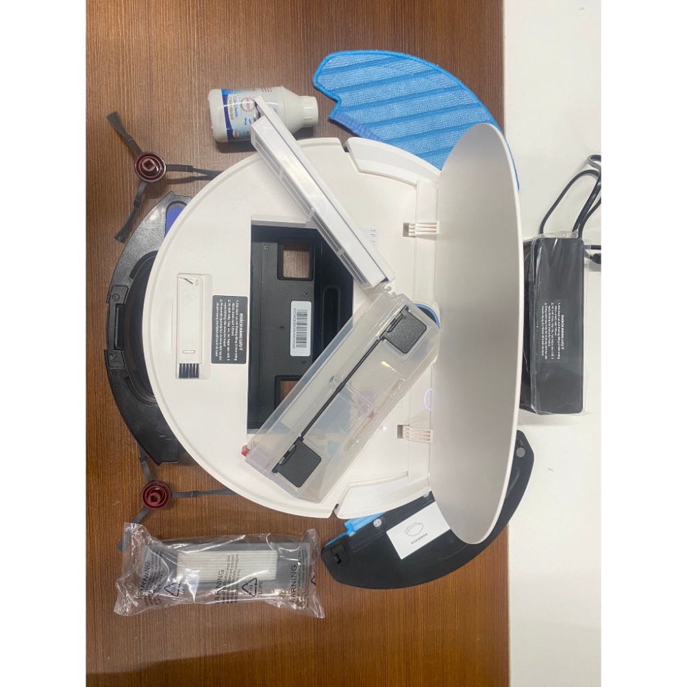 Robot hút bụi lau nhà thông minh Ecovacs Yeedi K8 hàng trưng bày