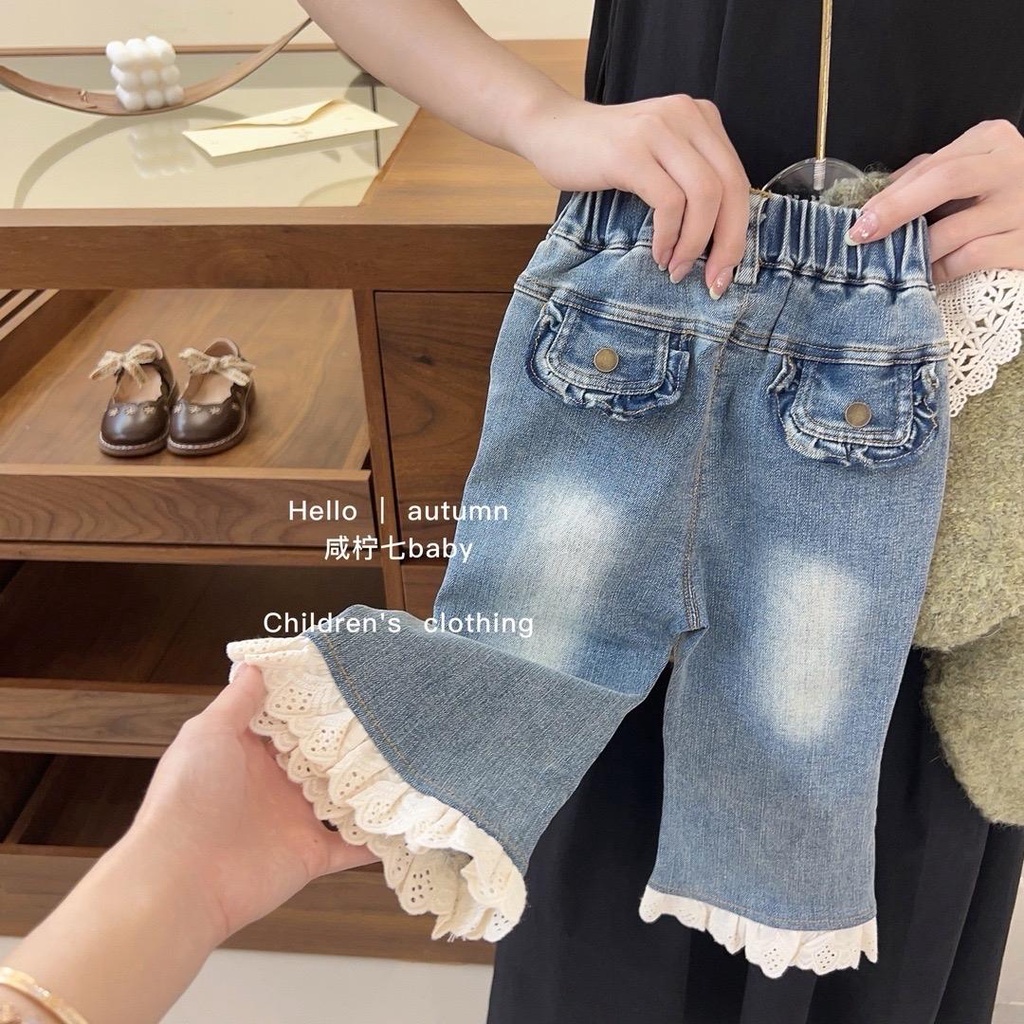 Quần jean dáng loe phối ren bé gái
