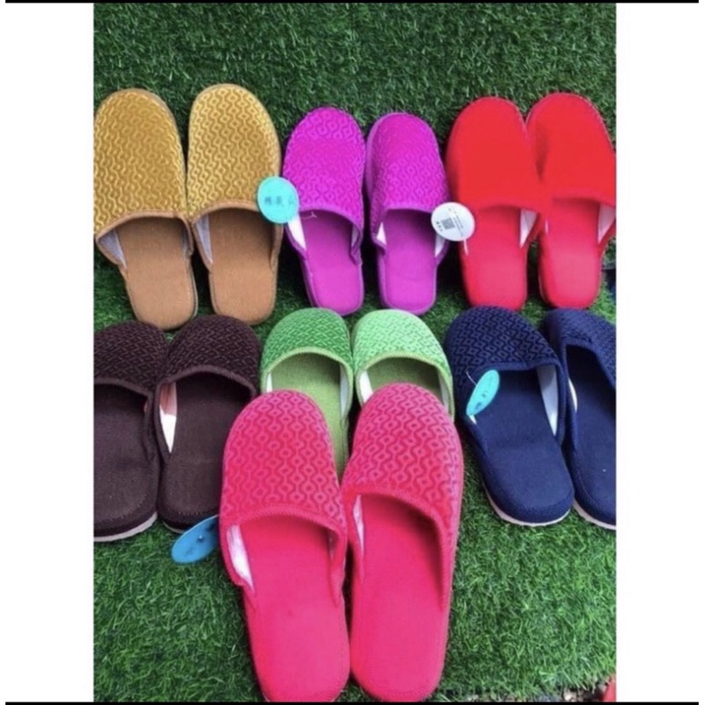 Giày sục bông ấm đi trong nhà